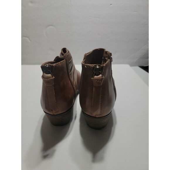 CLARKS Artisan Brown Leather Back Zip Ankle Boots Booties Size 7M - Picture 4 of 5